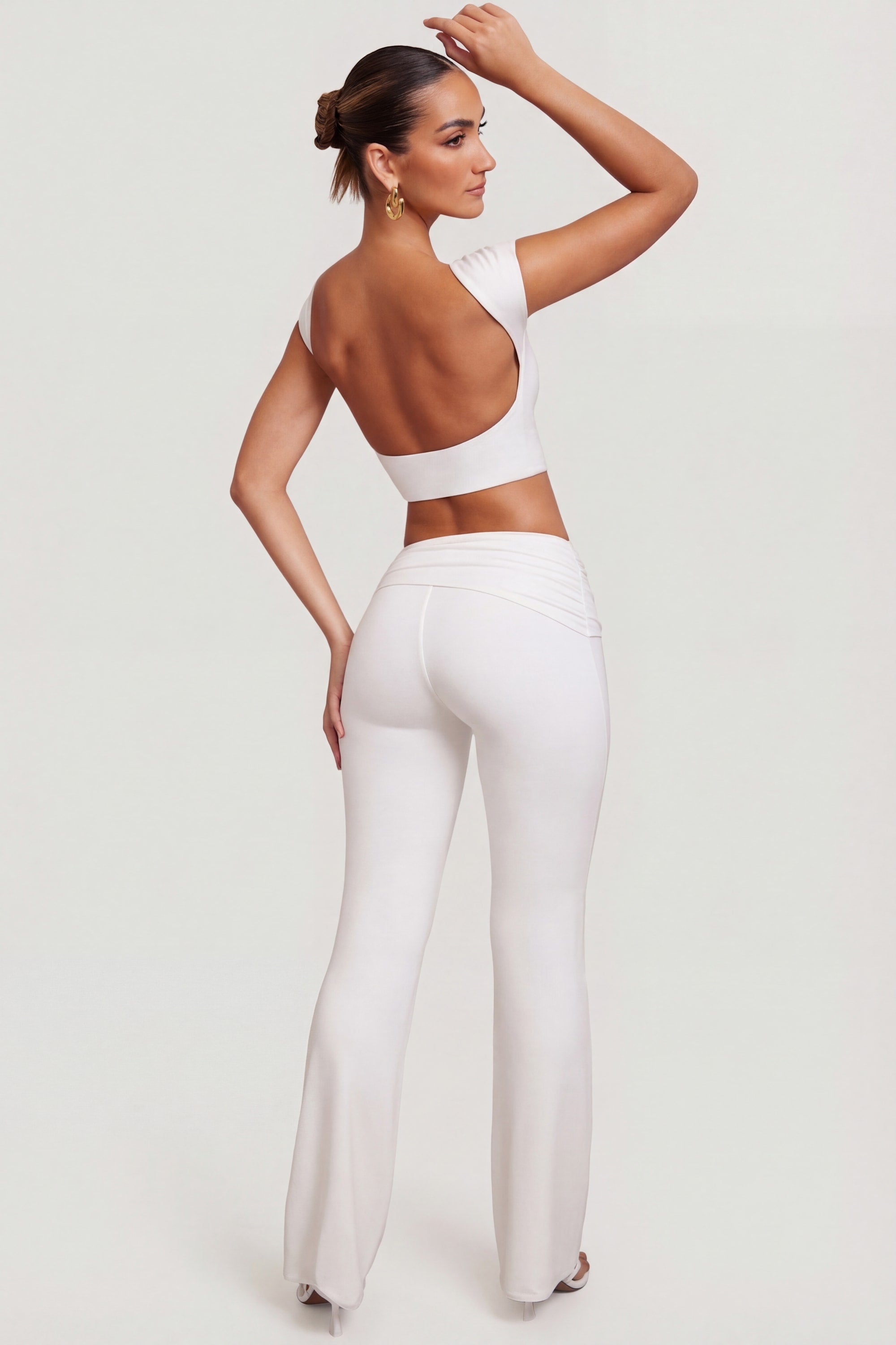 Mid-Rise Straight Leg Trousers in White
